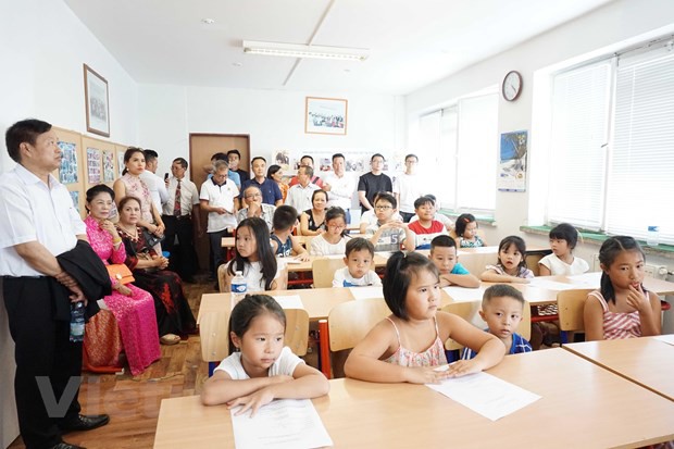 Lan tỏa phong trào học tiếng Việt tại Cộng hòa Séc - Ảnh 2. Lan tỏa phong trào học tiếng Việt tại Cộng hòa Séc - Ảnh 2.