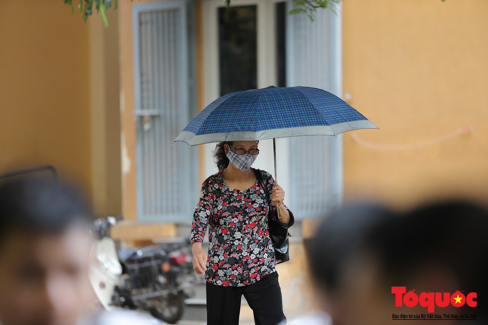 Cám cảnh có nhà mà không thể ở của người dân Hạ Định sau vụ cháy kho Rạng Đông (6)