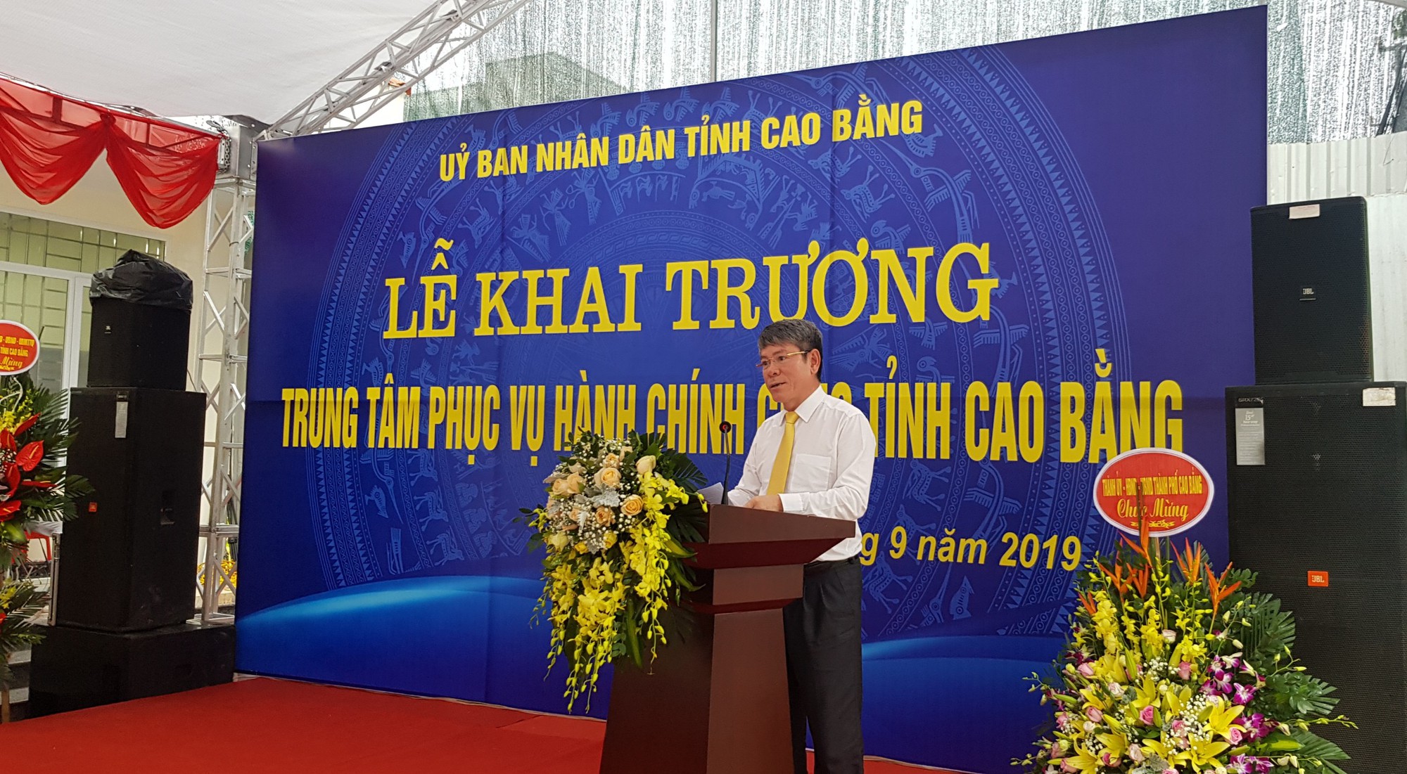Phó Tổng giám đốc Tổng công ty Bưu điện Việt Nam Đinh Như Hạnh phát biểu tại Lễ khai trương Trung tâm HCC tỉnh cao Bằng