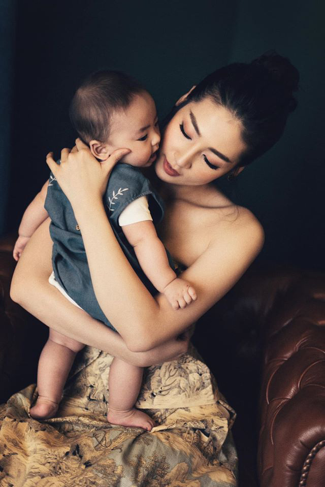 Á hậu Tú Anh: “Mẹ chồng tôi không gây áp đặt gì cho con dâu” - Ảnh 2. Á hậu Tú Anh: “Mẹ chồng tôi không gây áp đặt gì cho con dâu” - Ảnh 2.