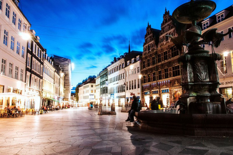 Những thành phố xinh đẹp ở châu Âu hạn chế ô tô lưu thông - Ảnh 1.