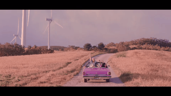 Hậu trường cảnh lái xe của Jennie trong MV: Ra dáng tay lái lụa đỉnh nhất BLACKPINK, vừa được khen hợp lập tức đòi mua xe luôn! - Ảnh 2.
