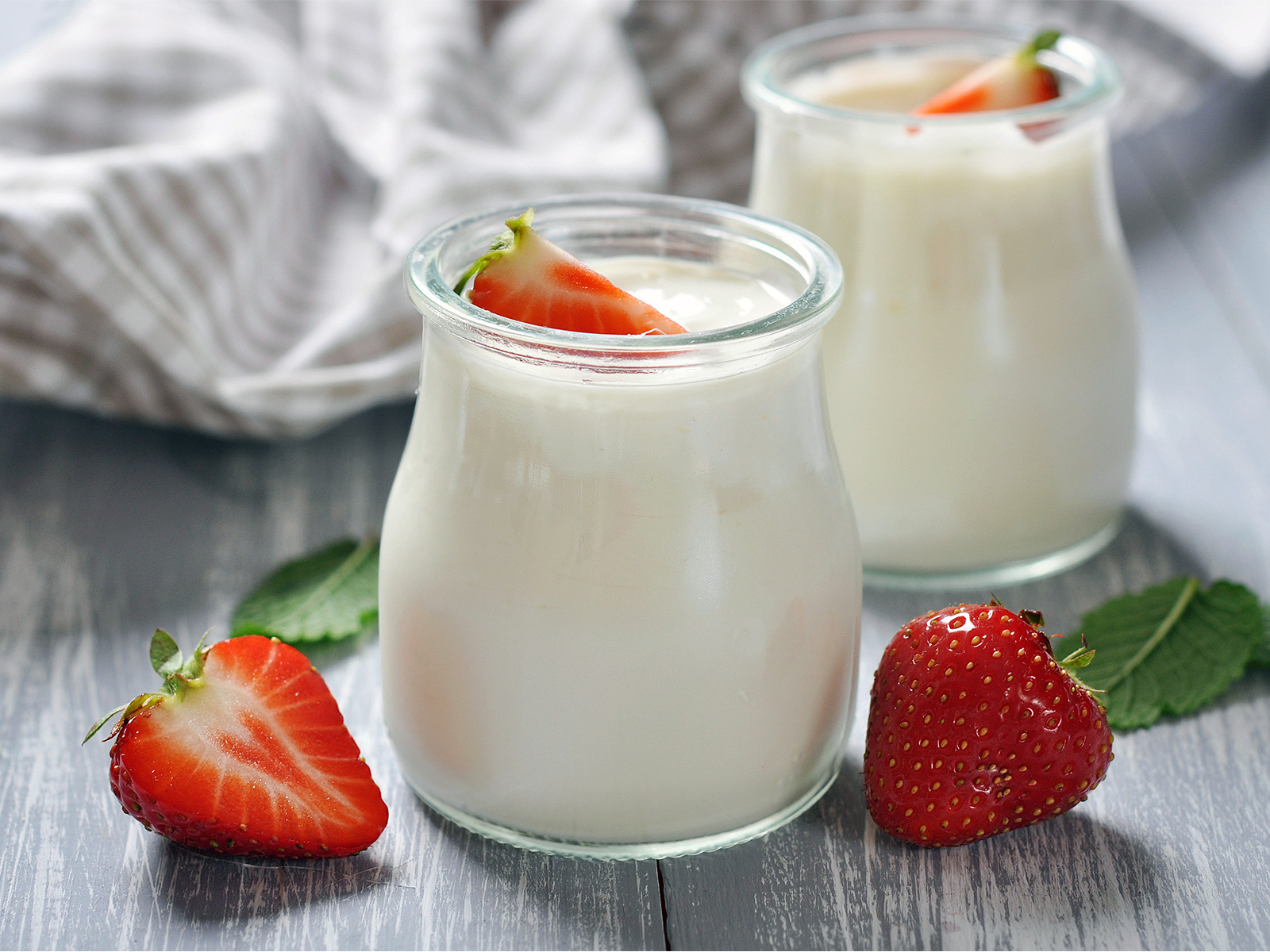 Nhiều nghiên cứu mới công bố tác dụng ngừa ung thư từ sữa chua, tuy nhiên cần phải ăn theo những cách này mới có hiệu quả - Ảnh 4.