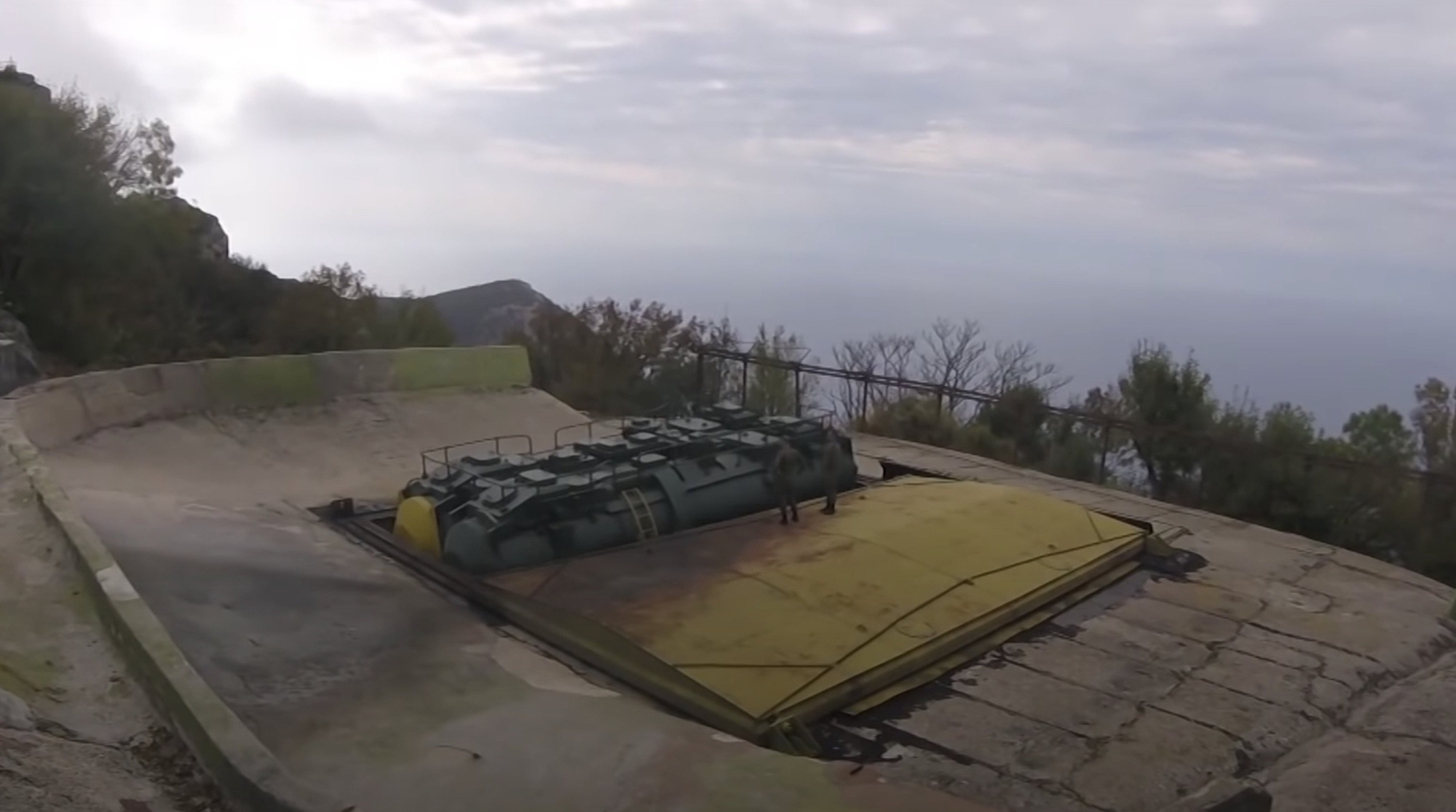 Tên lửa Nga tham gia bảo vệ Bán đảo Crimea: “50 năm vẫn chạy tốt”! - Ảnh 2.