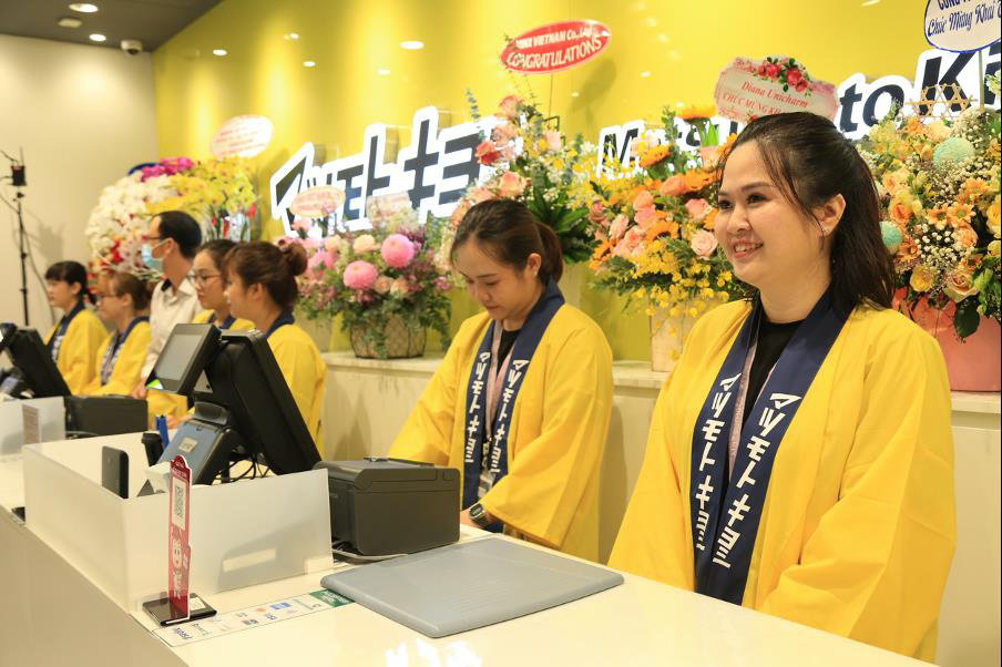 Cận cảnh cửa hàng Matsukiyo vừa khai trương tại Việt Nam: Choáng ngợp với hàng nghìn sản phẩm made-in-Japan - Ảnh 4.