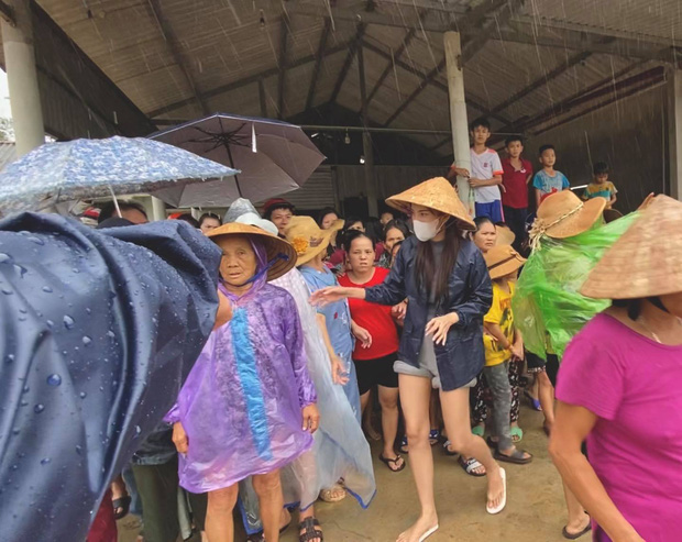 Nữ nhà báo nói về việc quản lý 100 tỷ từ thiện của Thủy Tiên: Cô nên thành lập một team, bao gồm luật sư, truyền thông, kế toán... để hỗ trợ mình - Ảnh 1.