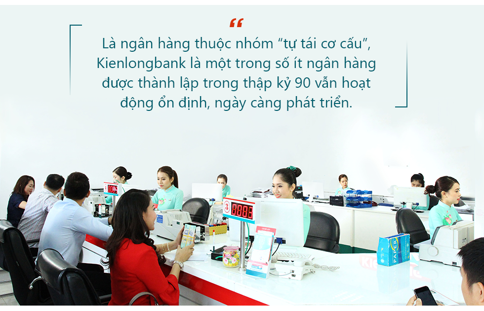 Tổng Giám đốc Kienlongbank 25 năm chọn con người làm nền tảng văn hóa doanh nghiệp - Ảnh 2.