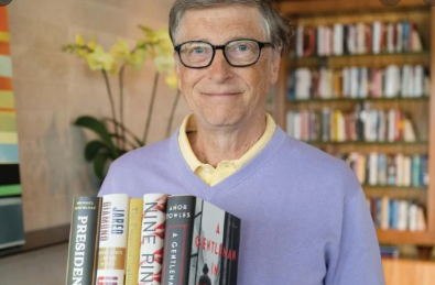 Nhìn lại thanh xuân thú vị của Bill Gates dịp sinh nhật thứ 65 của ông: Đua xe bị bắt 2 lần vì không có giấy phép, phải để Paul Allen bảo lãnh ra khỏi tù - Ảnh 1.