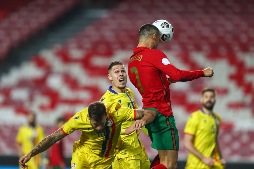 Ronaldo &quot;nổ súng&quot; giúp Bồ Đào Nha thắng 7-0, Pháp thua sốc 0-2 trước đối thủ dưới cơ - Ảnh 3.