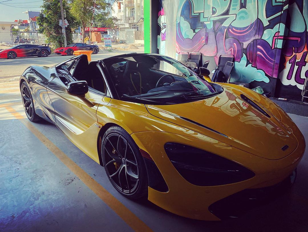 McLaren 720S Spider màu vàng độc nhất Việt Nam thay áo và dân tình bắt đầu nhận ra trend mới của làng siêu xe Việt - Ảnh 4.