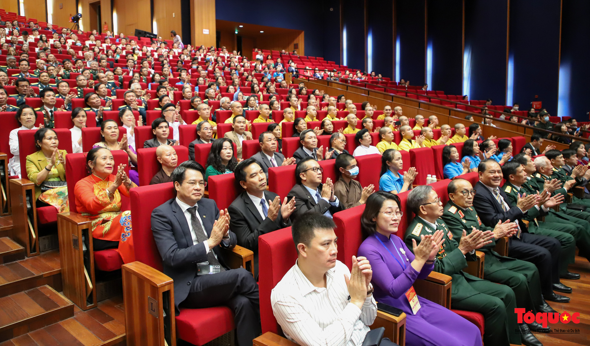 Lễ kỷ niệm 90 năm Ngày thành lập Mặt trận Dân tộc Thống nhất Việt Nam - Ngày truyền thống Mặt trận Tổ quốc Việt Nam (18/11/1930 - 18/11/2020) - Ảnh 7.