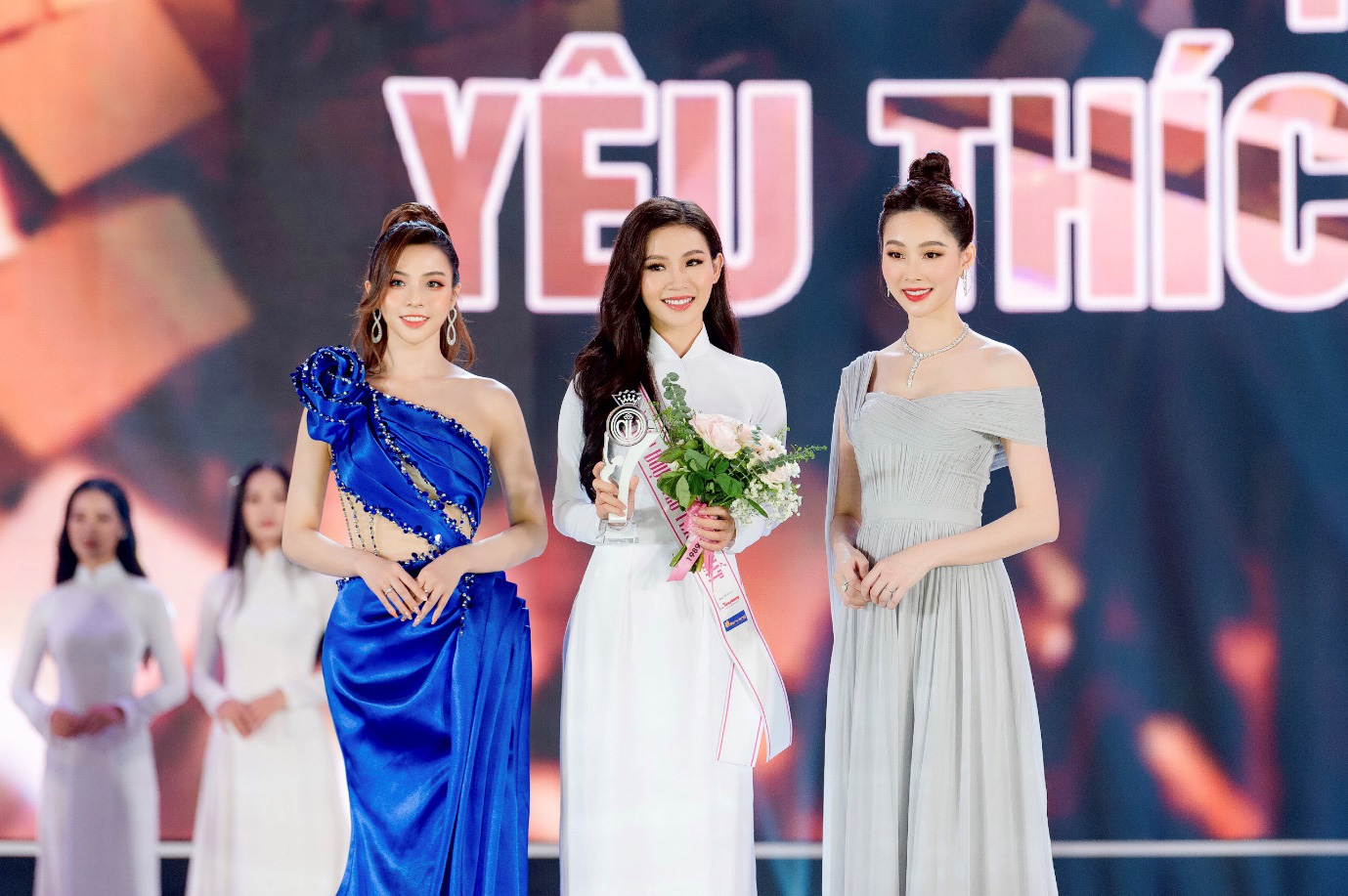 Đậu Hải Minh Anh: Giải thưởng Người đẹp được yêu thích nhất là dấu mốc đời tôi - Ảnh 2.