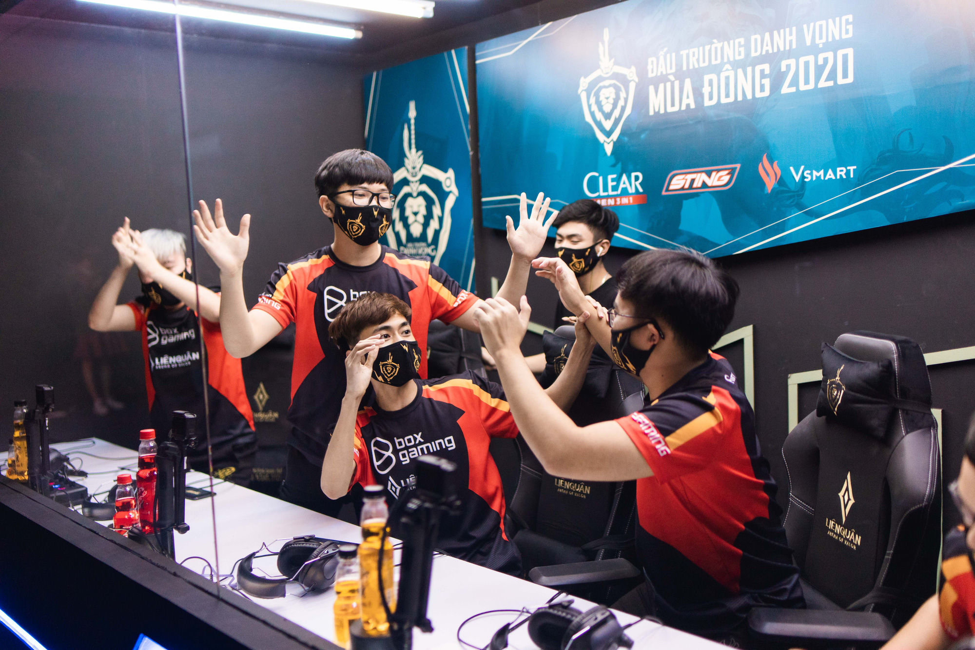 Đấu trường danh vọng eSports năm 2024, với những trận đấu cam go và ly kỳ, sẽ đưa người chơi đến những trải nghiệm tuyệt vời nhất. Với các trò chơi đa dạng và mức giải thưởng cực lớn, đấu trường danh vọng eSports sẽ là nơi quy tụ những tài năng hàng đầu của làng eSport.