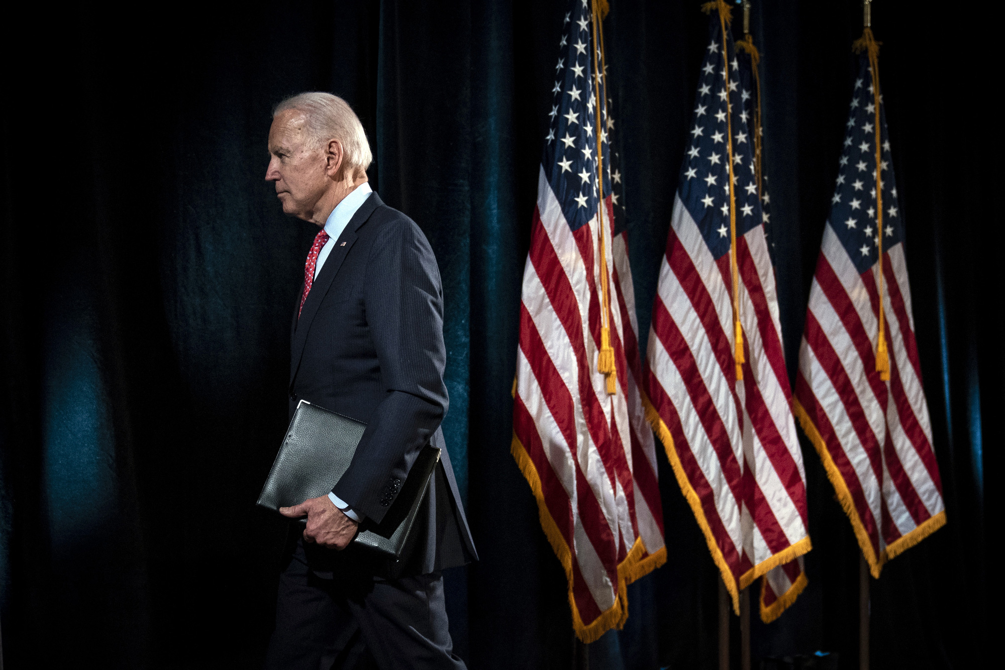 Nhà máy Malarkey: Bí mật tạo nên ưu thế cho Ứng cử viên Biden trong cuộc bầu cử Tổng thống Mỹ 2020 - Ảnh 4.