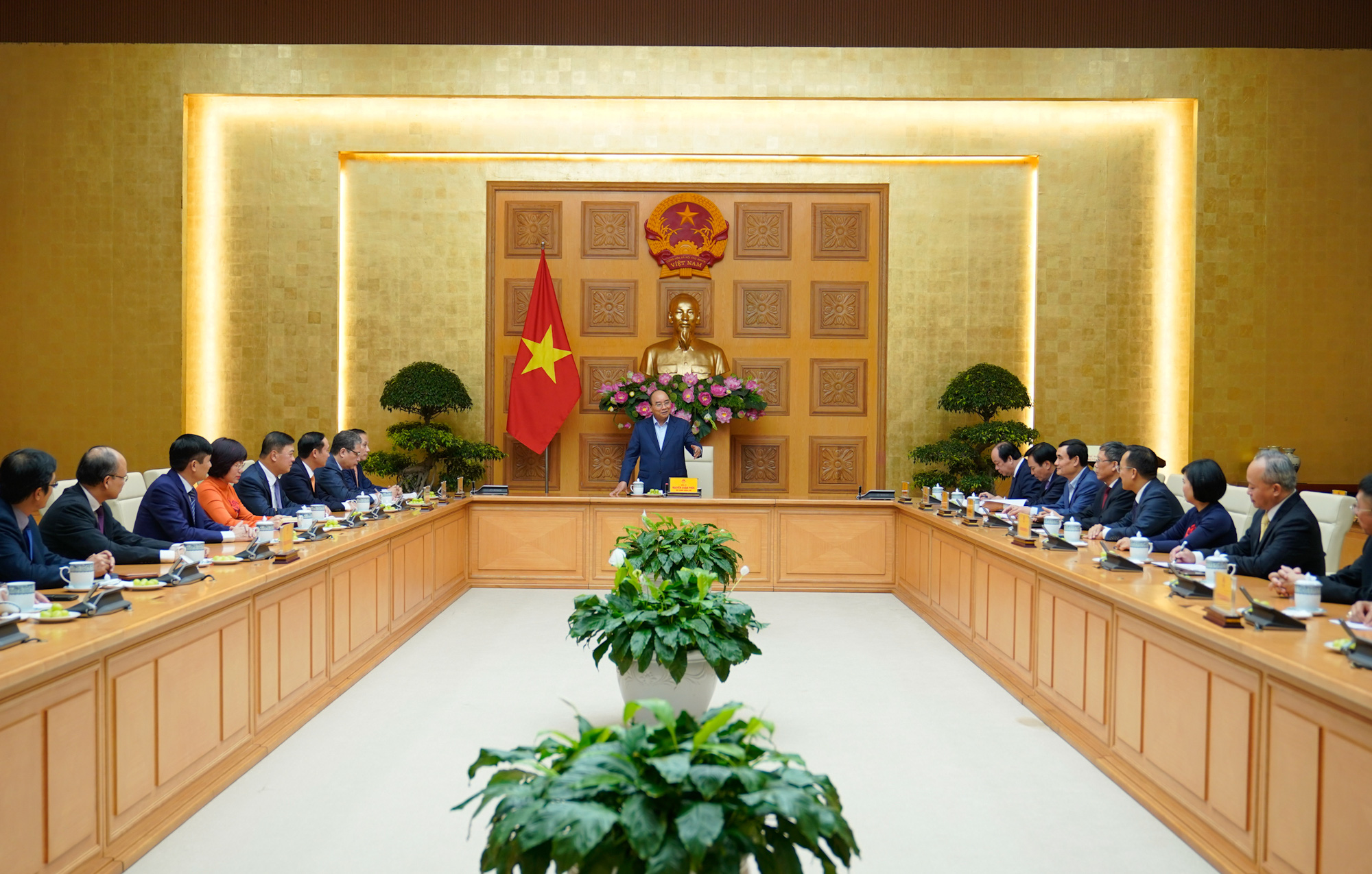 Thủ tướng Nguyễn Xuân Phúc: Chống suy thoái như chống giặc - Ảnh 3.