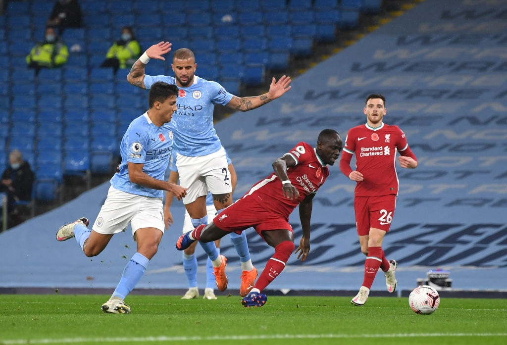 Ngôi sao đáng tin nhất sút hỏng phạt đền, Man City bị Liverpool cầm hòa trên sân nhà - Ảnh 2.