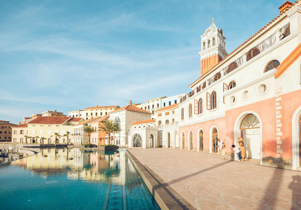 Ngắm phiên bản “Amalfi cổ trấn” đẹp mê hoặc ở Nam Phú Quốc - Ảnh 7.