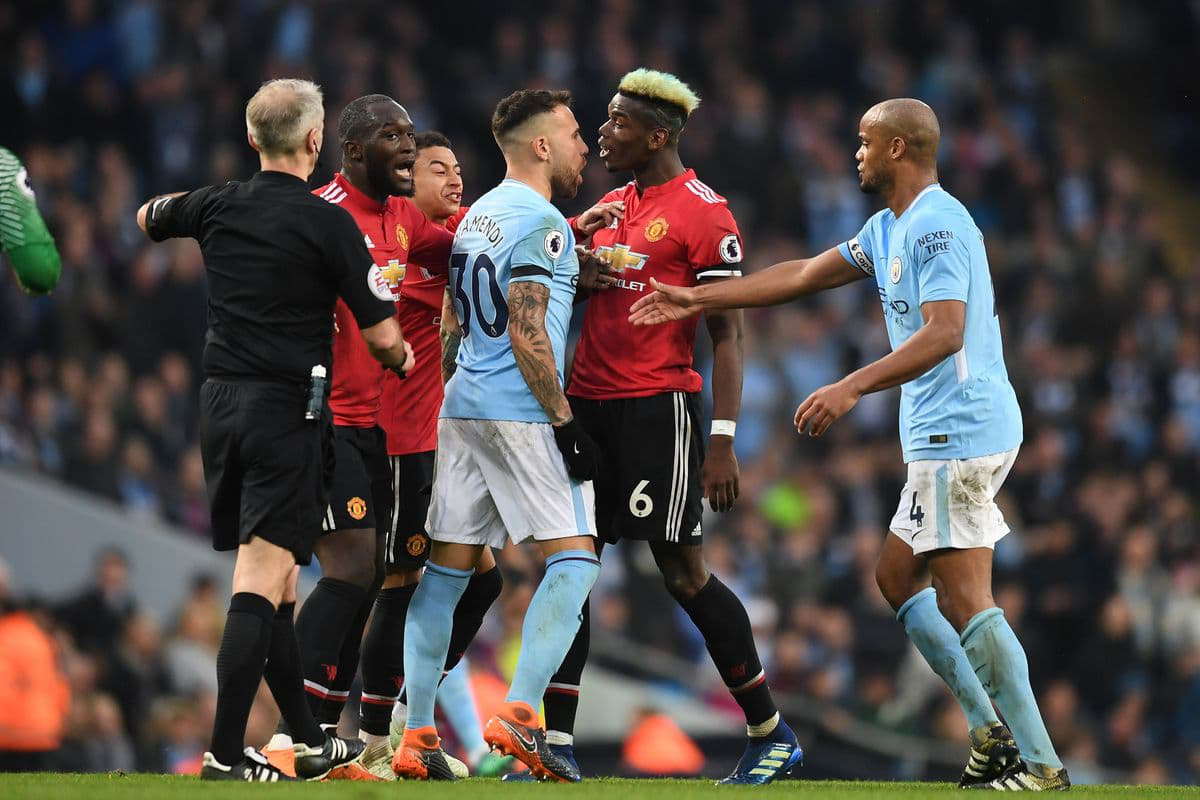 Huyền thoại MU tức giận với tinh thần &quot;hữu nghị&quot; sau trận derby Manchester - Ảnh 3.