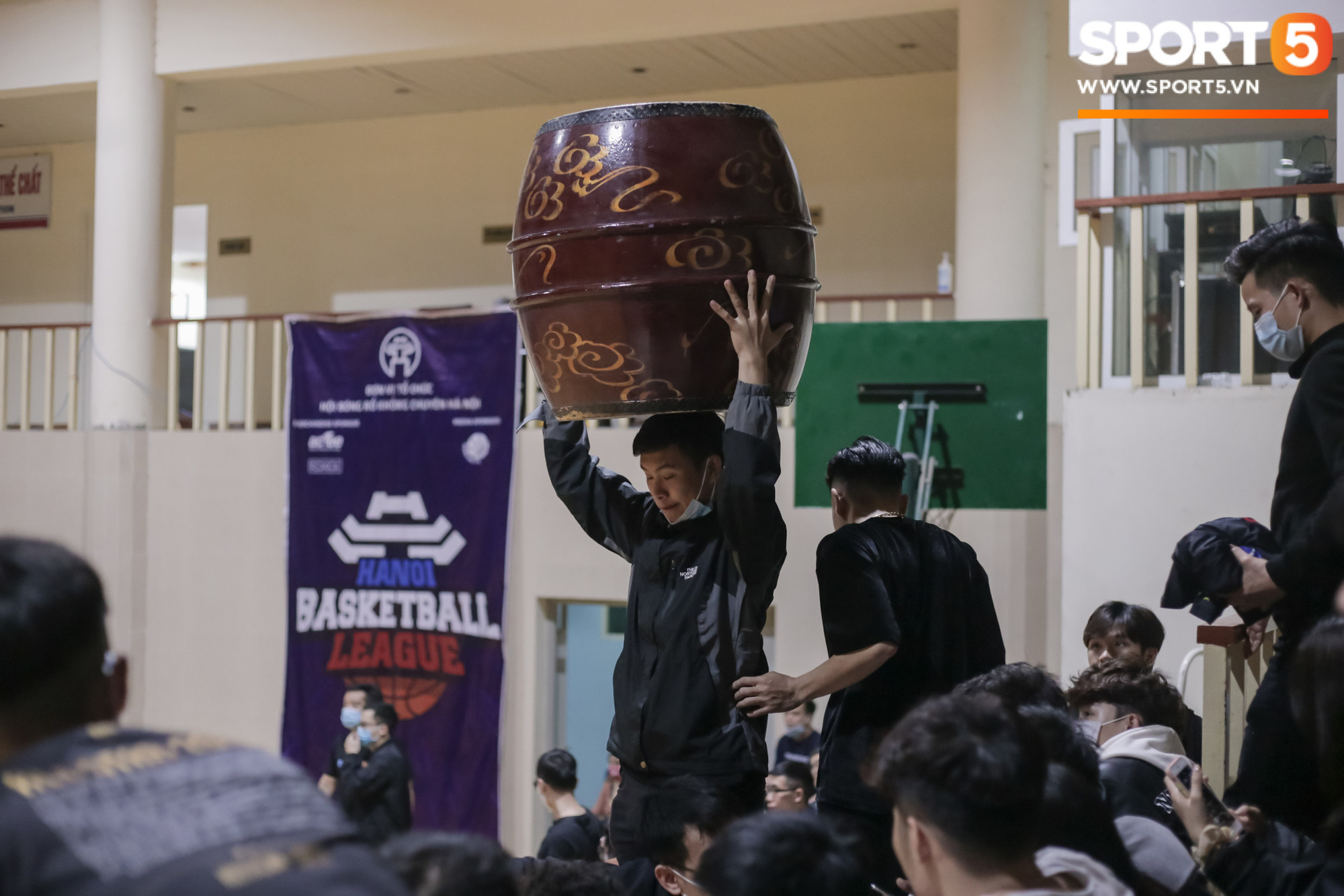 Mãn nhãn đêm hạ màn HBL 2020: Bùng nổ Junior Whales, Quang Anh &quot;Sugar&quot; rực cháy, giọt nước mắt Ba Đình - Ảnh 11.