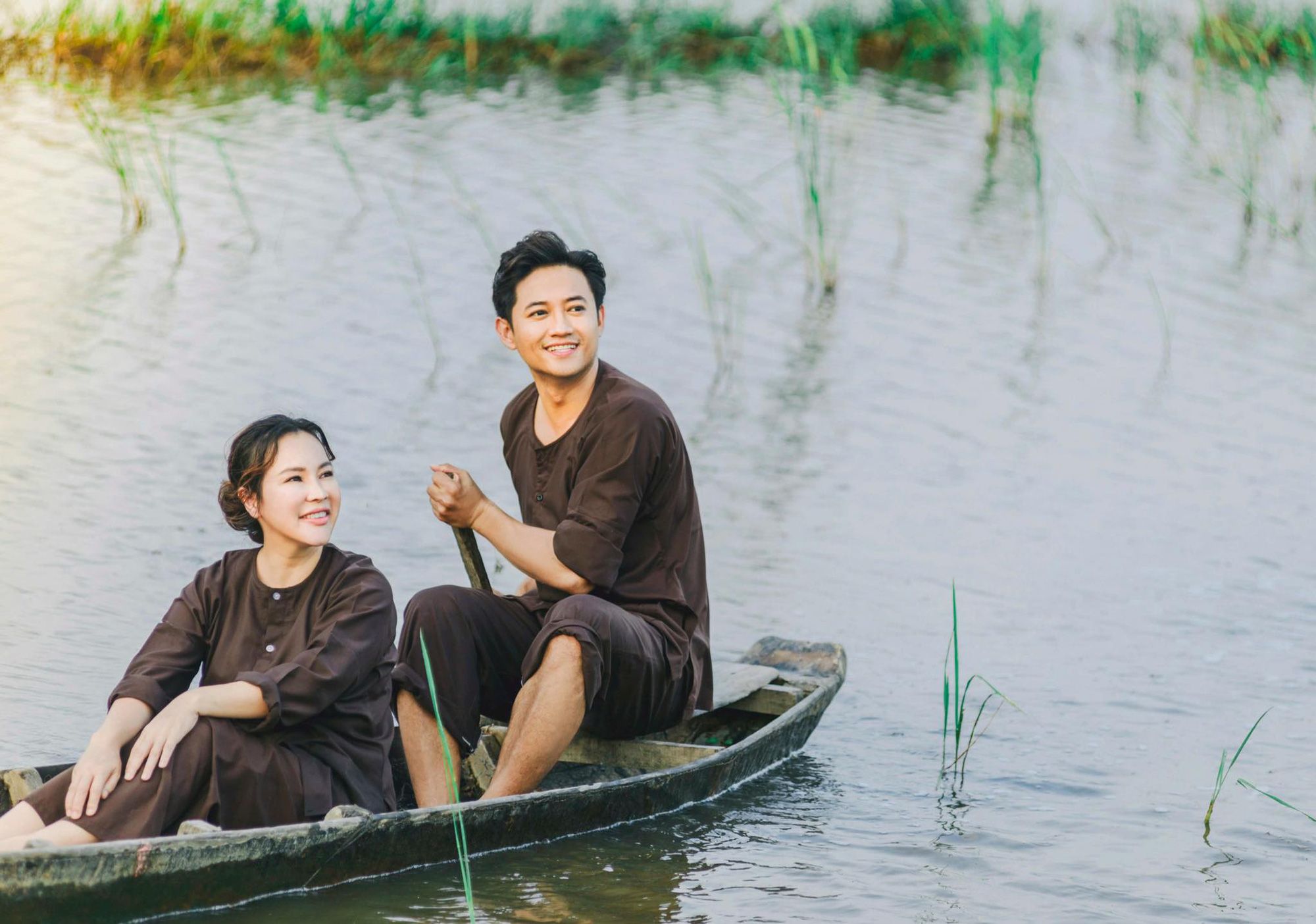 Vợ doanh nhân Quý Bình: Tôi sẽ rời đi khi nhận ra đối phương không còn yêu mình nữa - Ảnh 8. Vợ doanh nhân Quý Bình: Tôi sẽ rời đi khi nhận ra đối phương không còn yêu mình nữa - Ảnh 8.