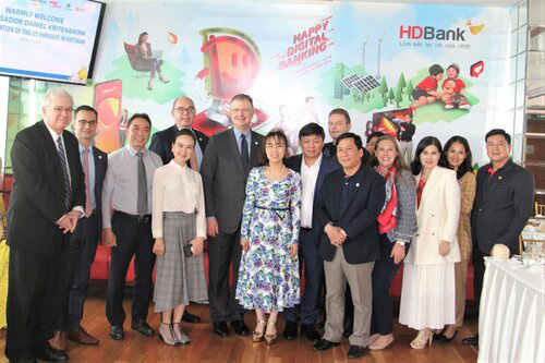 Những điểm nổi bật trong chuyến thăm Vietjet và HDbank của Đại sứ Hoa Kỳ - Ảnh 4.