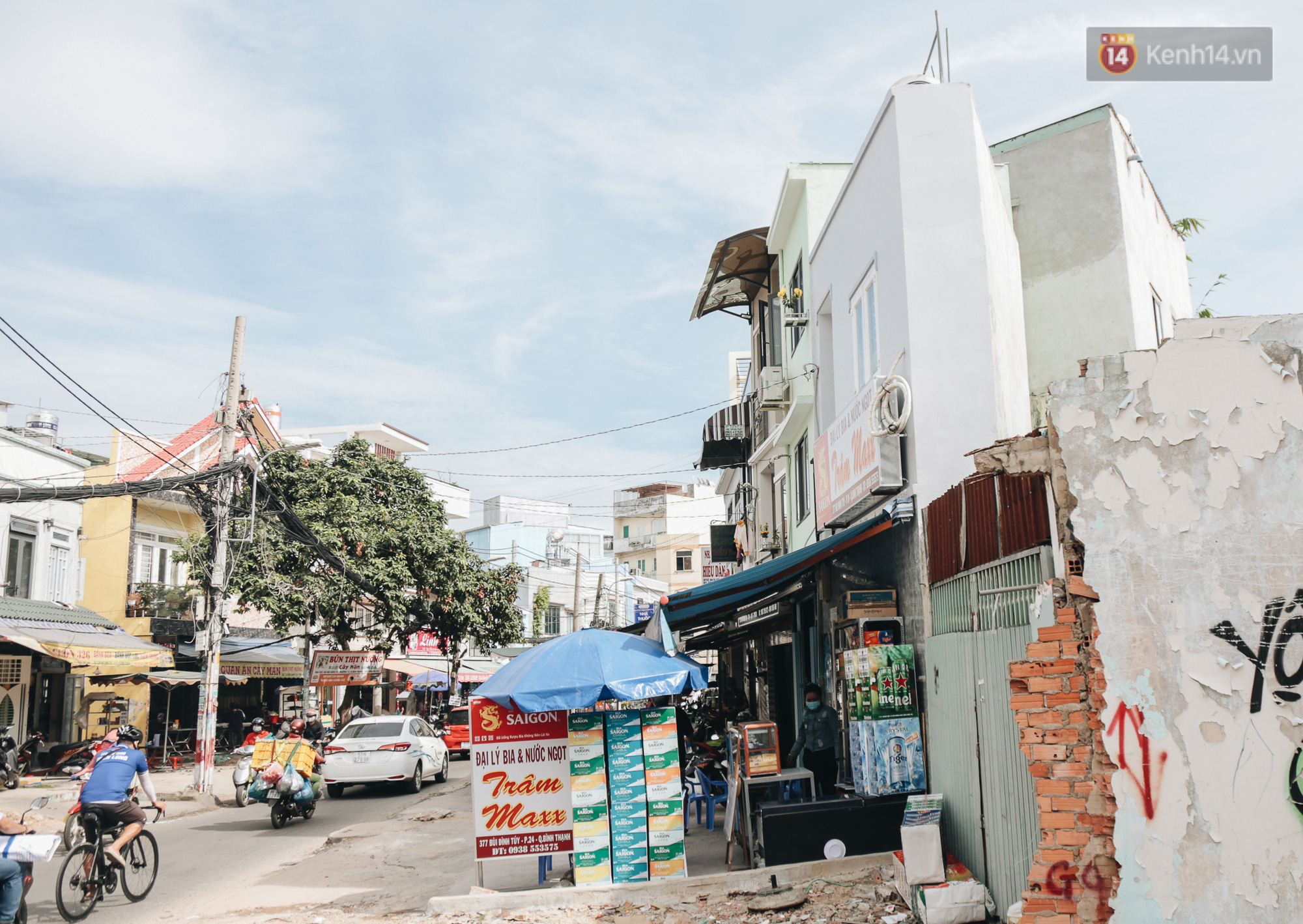 Hàng loạt căn nhà siêu mỏng chỉ vài m2 sau khi mở rộng đường ở Sài Gòn: Tối ngủ chỉ nằm nghiêng - Ảnh 5.
