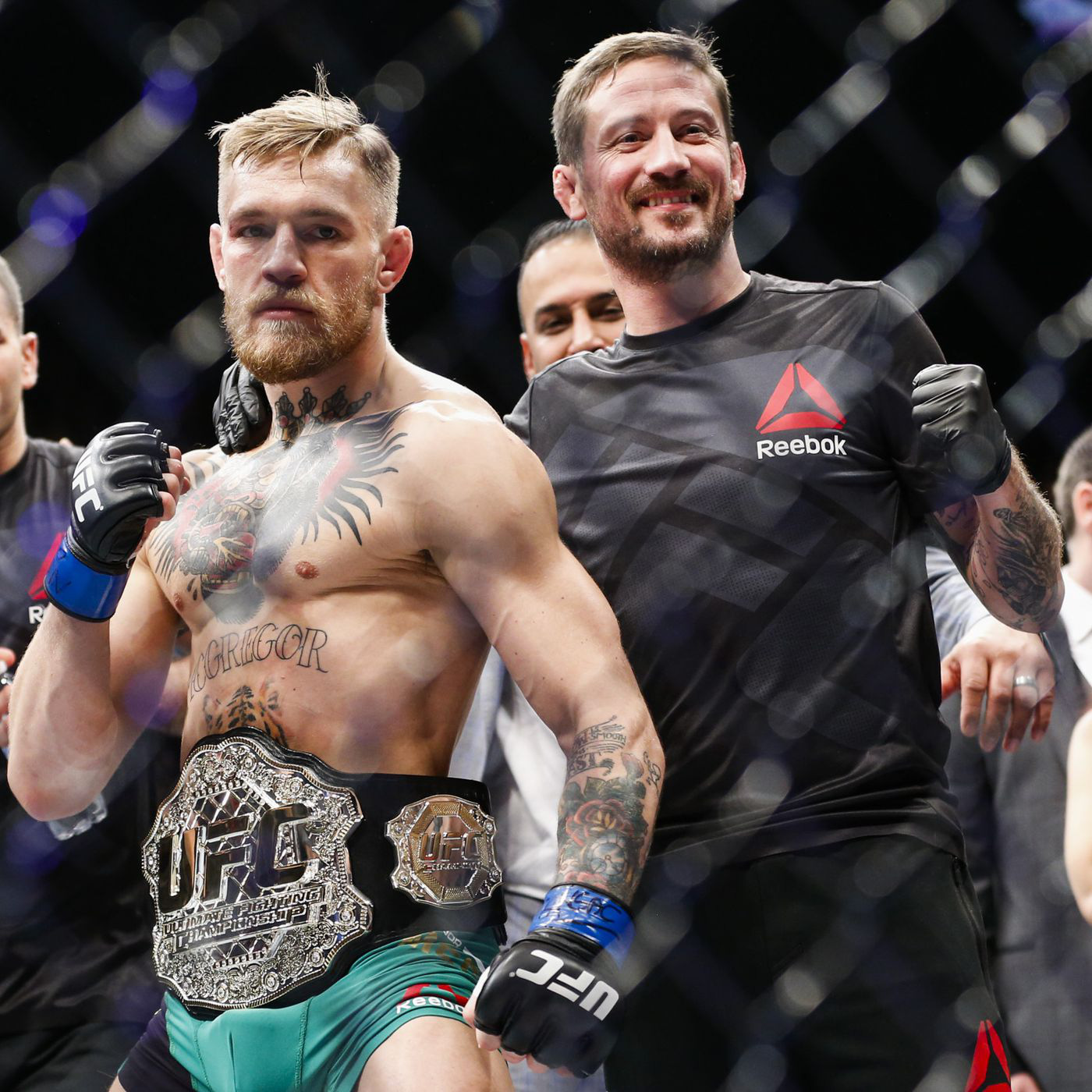 Thầy của McGregor: Poirier chuẩn bị phải đối mặt với một &quot;quái vật&quot; có khả năng knock-out khủng khiếp - Ảnh 2.