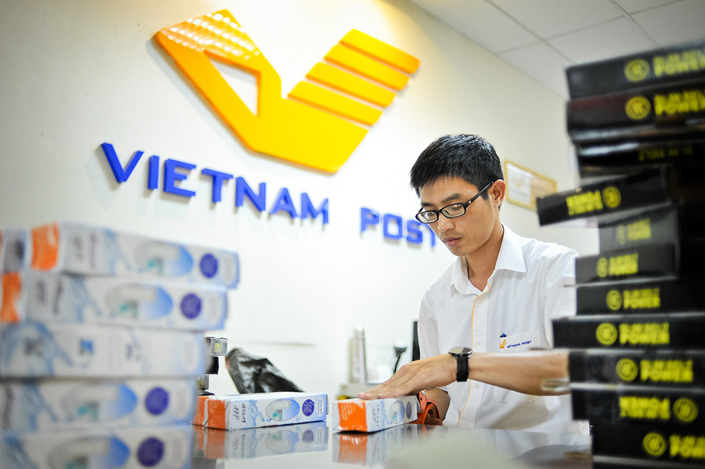 Vietnam Post giảm giá cước, rút ngắn thời gian giao hàng - Ảnh 2.