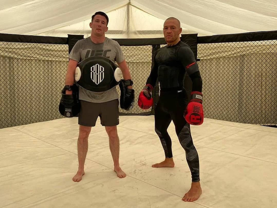 &quot;McGregor quá tốt, Poirier không có cửa để giành chiến thắng&quot; - Ảnh 1.