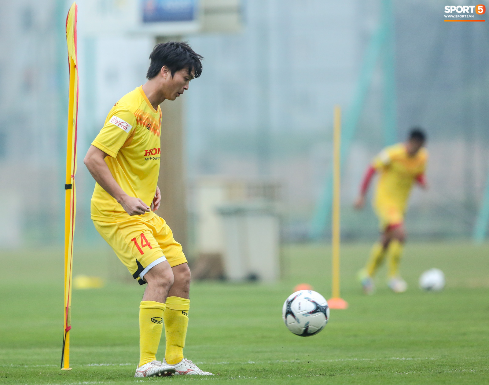 HLV Park Hang-seo bị Tuấn Anh trêu, không cho tham gia trò chơi ở tuyển Việt Nam - Ảnh 6.