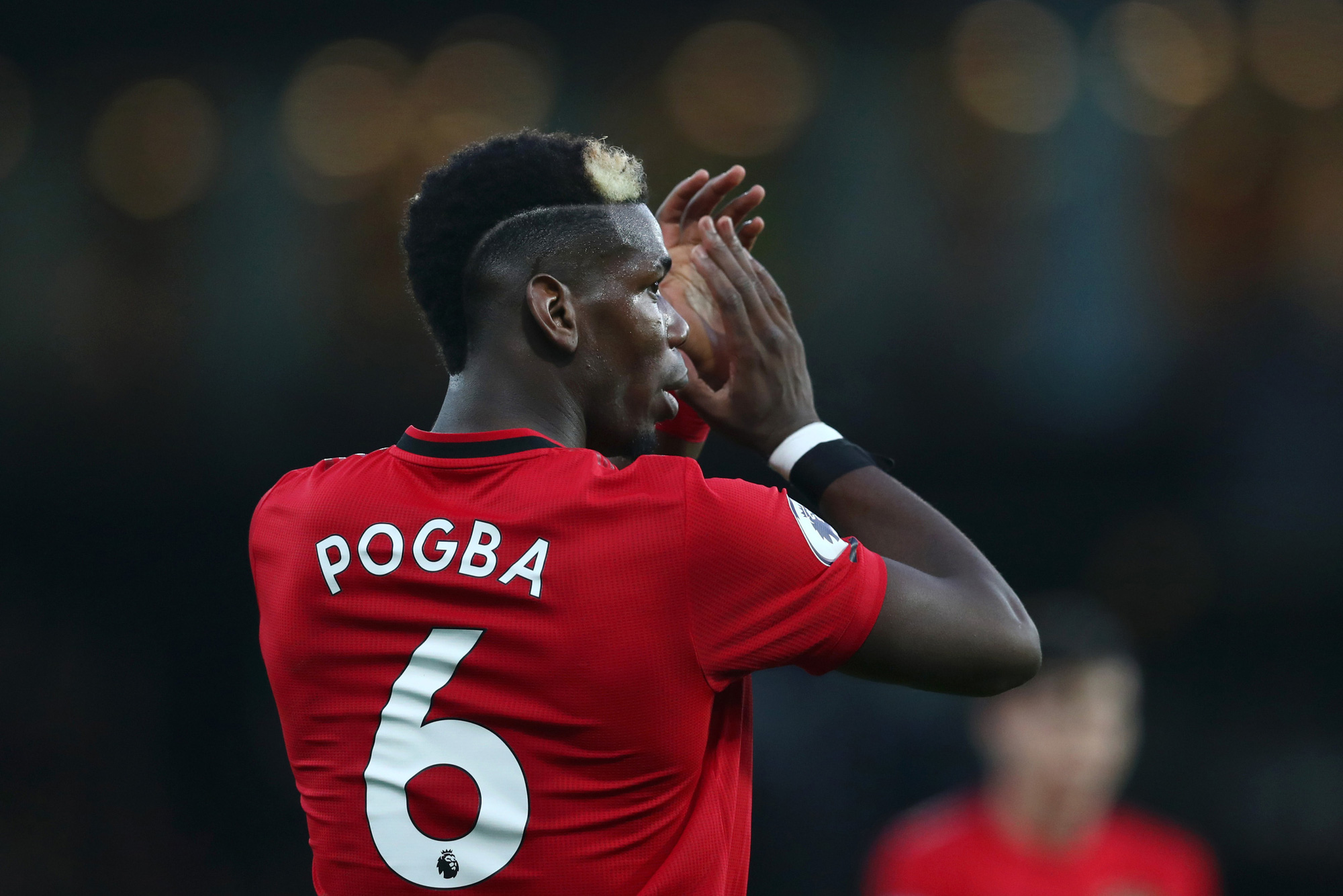 NHM MU phẫn nộ với phản ứng của Pogba sau tuyên bố gây sốc từ người đại diện - Ảnh 1.