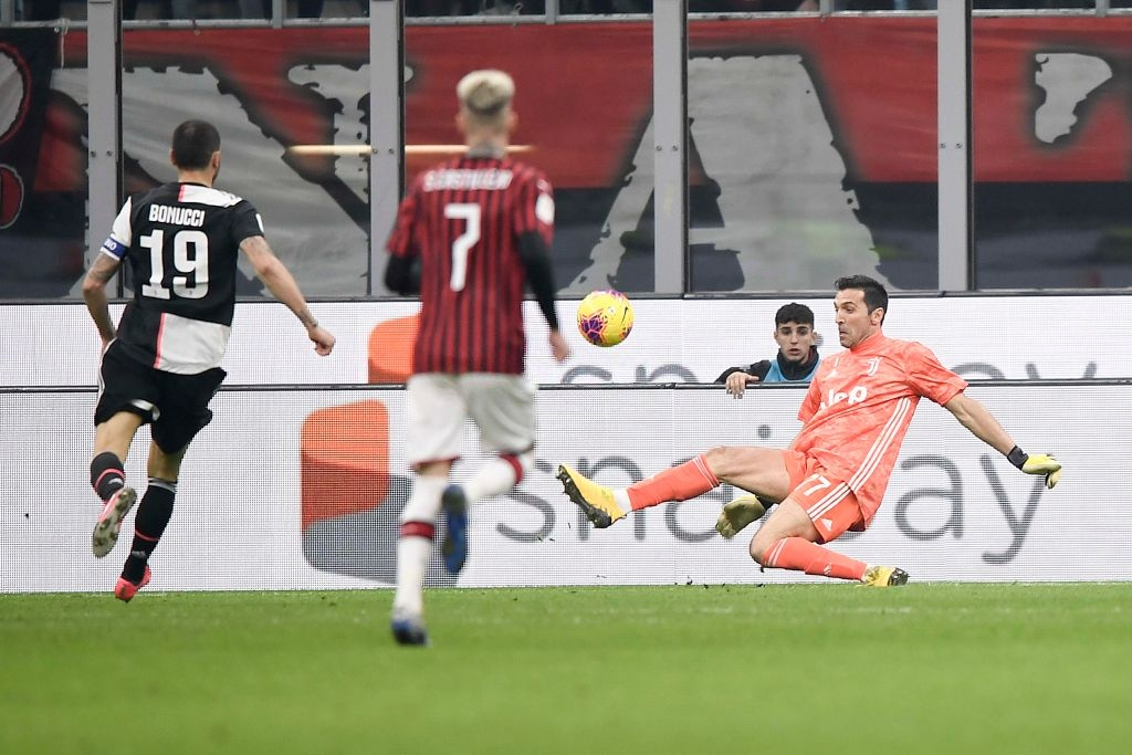 Ronaldo tiếp tục lập công cứu Juventus thoát khỏi trận thua trước AC Milan - Ảnh 5. Ronaldo tiếp tục lập công cứu Juventus thoát khỏi trận thua trước AC Milan - Ảnh 5.