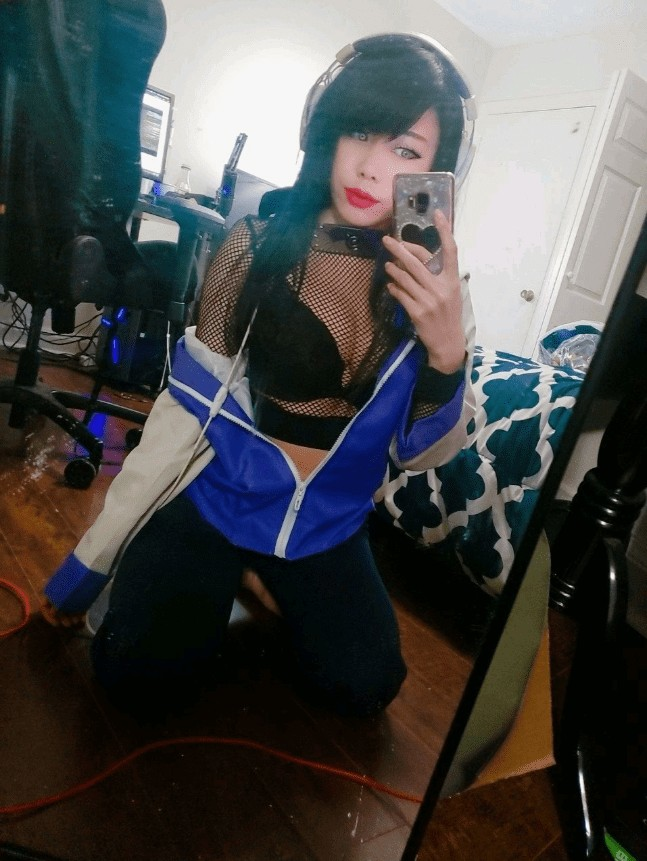 Kaia: Streamer, Cosplayer vừa chơi game giỏi, sexy lại còn biết giúp fan phát hiện ra cặp sừng vừa to vừa dài - Ảnh 5.