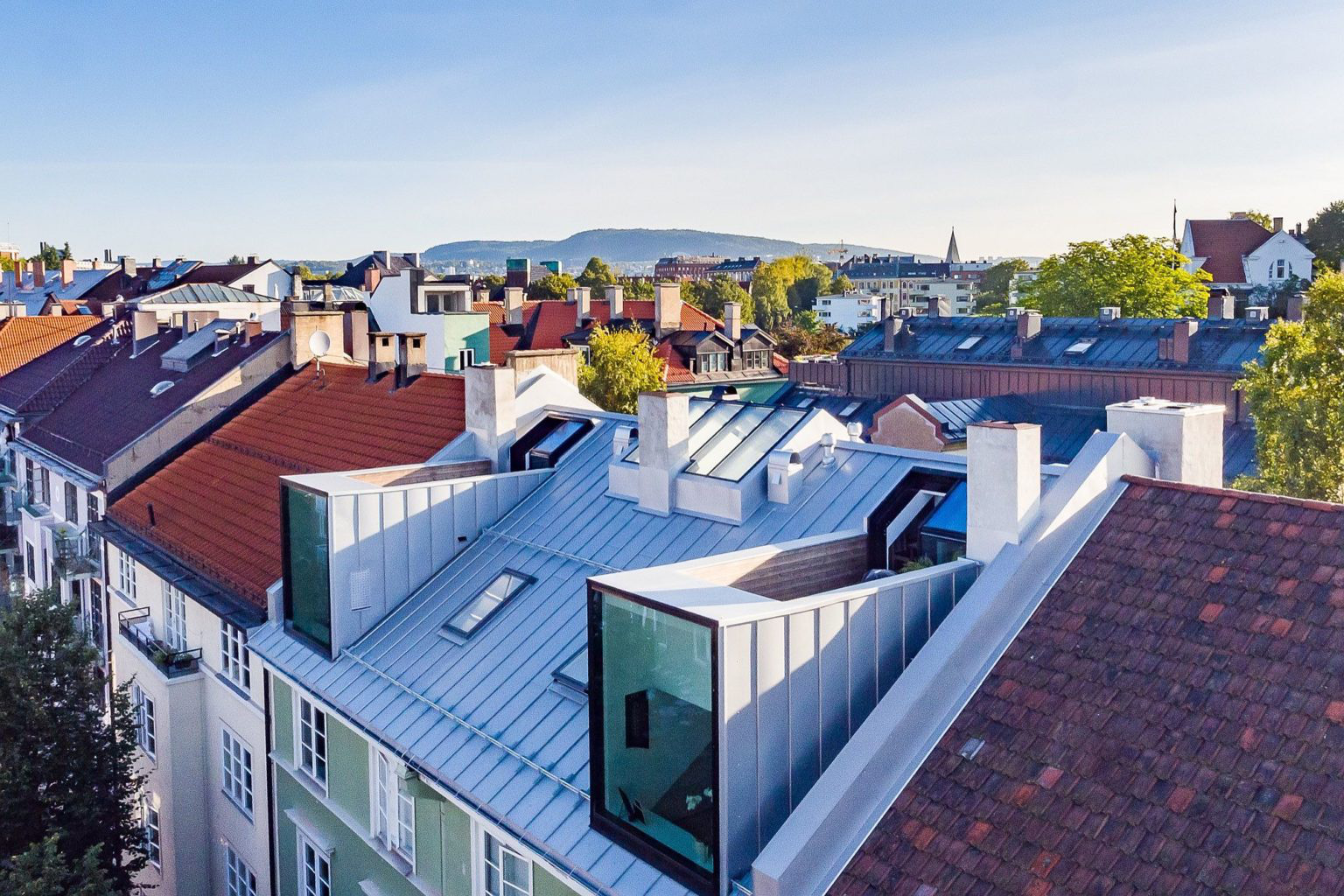 Biến hóa gác xép cũ ở thành phố Oslo thành căn hộ hiện đại, xinh xắn mới thấy bạn đã phải chết mê - Ảnh 4. Biến hóa gác xép cũ ở thành phố Oslo thành căn hộ hiện đại, xinh xắn mới thấy bạn đã phải chết mê - Ảnh 4.