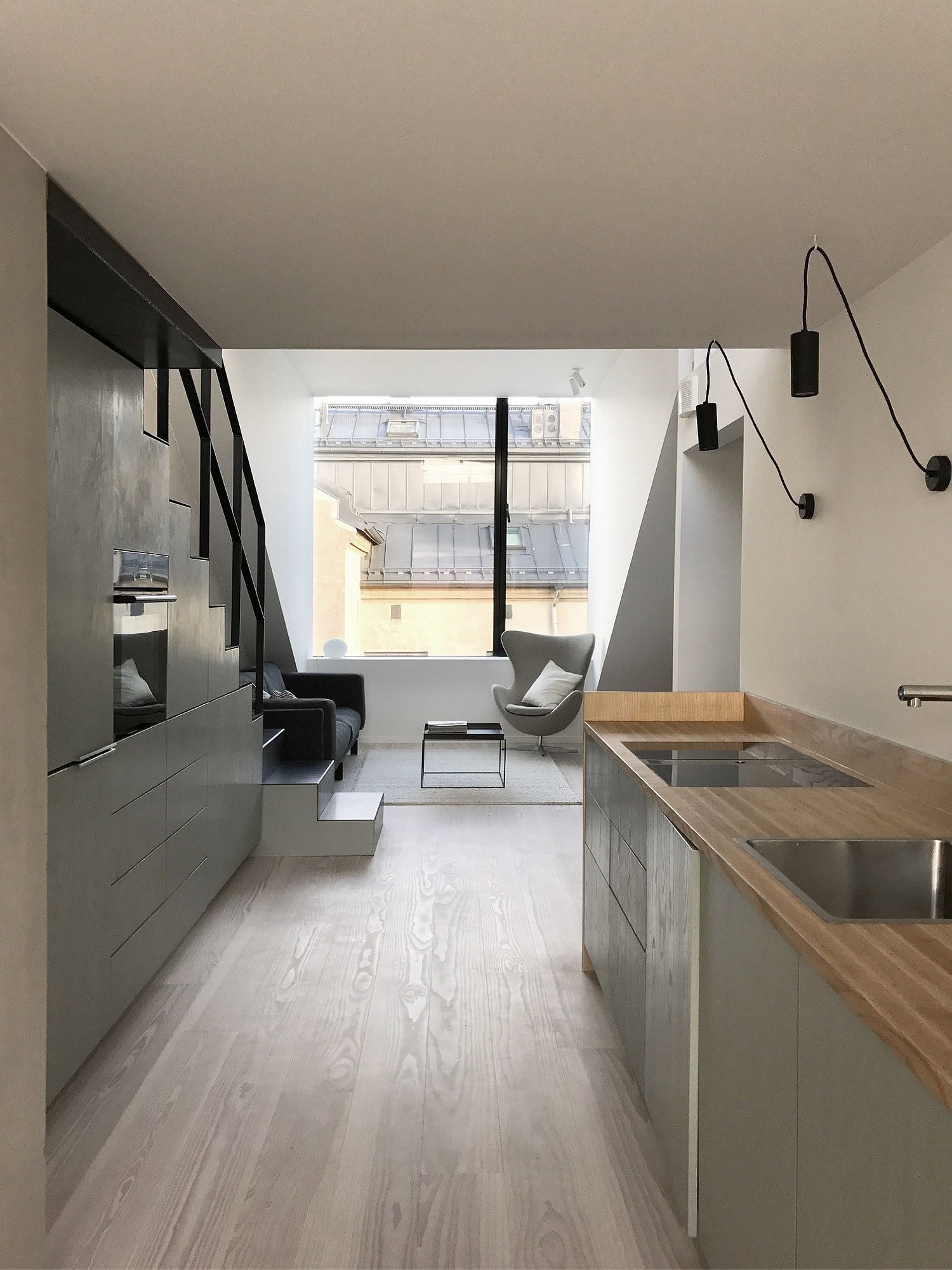 Biến hóa gác xép cũ ở thành phố Oslo thành căn hộ hiện đại, xinh xắn mới thấy bạn đã phải chết mê - Ảnh 5. Biến hóa gác xép cũ ở thành phố Oslo thành căn hộ hiện đại, xinh xắn mới thấy bạn đã phải chết mê - Ảnh 5.