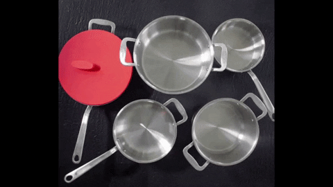 Giảm phân nửa số vung nồi cần dùng mỗi lần nấu ăn nhờ loại vung úp vừa bất kỳ chiếc nồi nào trong nhà bếp của bạn - Ảnh 3. Giảm phân nửa số vung nồi cần dùng mỗi lần nấu ăn nhờ loại vung úp vừa bất kỳ chiếc nồi nào trong nhà bếp của bạn - Ảnh 3.