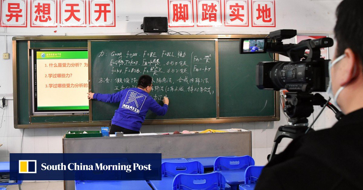 Được nghỉ học do virus rồi lại phải học online, học sinh Trung Quốc kéo đàn kéo đống vào rate 1 sao cho bõ tức - Ảnh 3.
