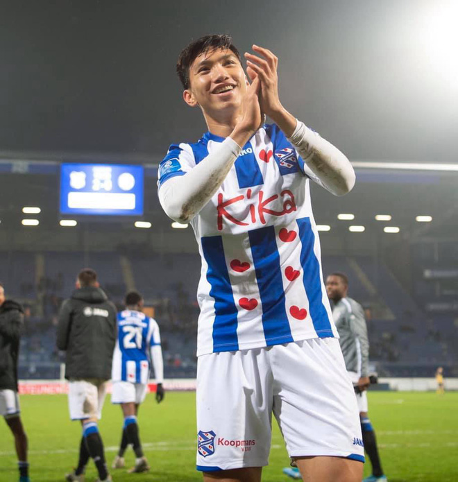 HLV Lê Thụy Hải: Heerenveen hay hơn ĐTQG Việt Nam, Văn Hậu sẽ học hỏi được rất nhiều! - Ảnh 1. HLV Lê Thụy Hải: Heerenveen hay hơn ĐTQG Việt Nam, Văn Hậu sẽ học hỏi được rất nhiều! - Ảnh 1.