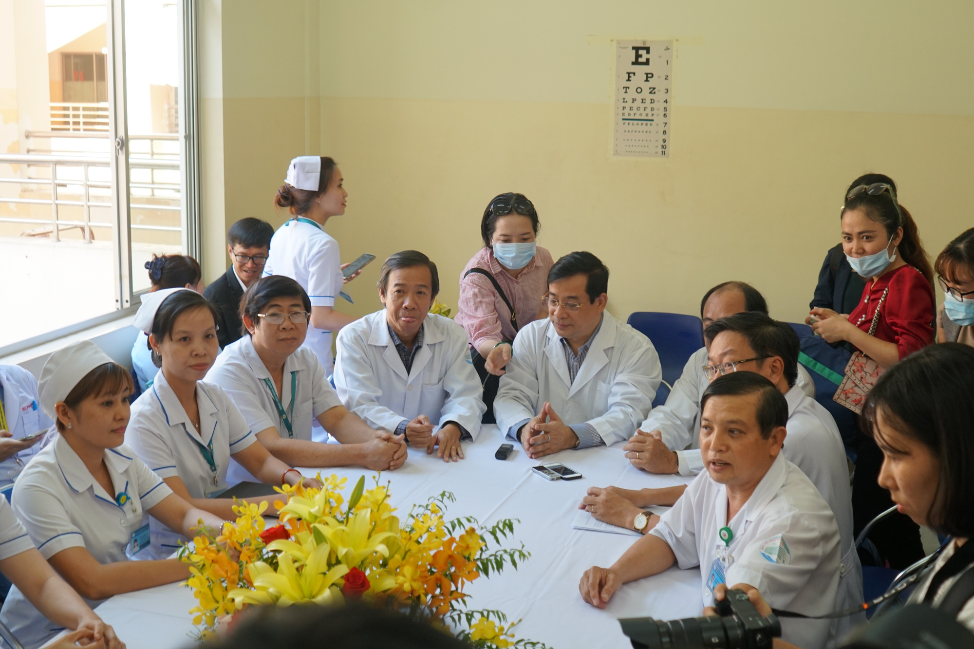 Bệnh nhân thứ 3 nhiễm corona ở Sài Gòn được chữa khỏi: Tôi từ chỗ chết trở về - Ảnh 1. Bệnh nhân thứ 3 nhiễm corona ở Sài Gòn được chữa khỏi: Tôi từ chỗ chết trở về - Ảnh 1.