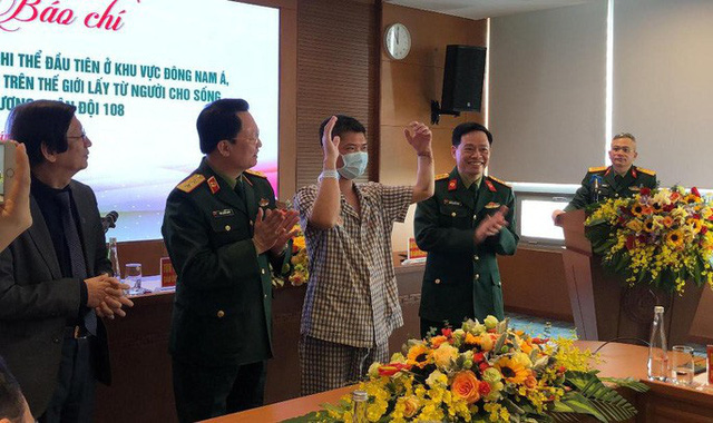 Việt Nam thực hiện thành công ca ghép chi thể đầu tiên trên thế giới từ người hiến sống - Ảnh 10.