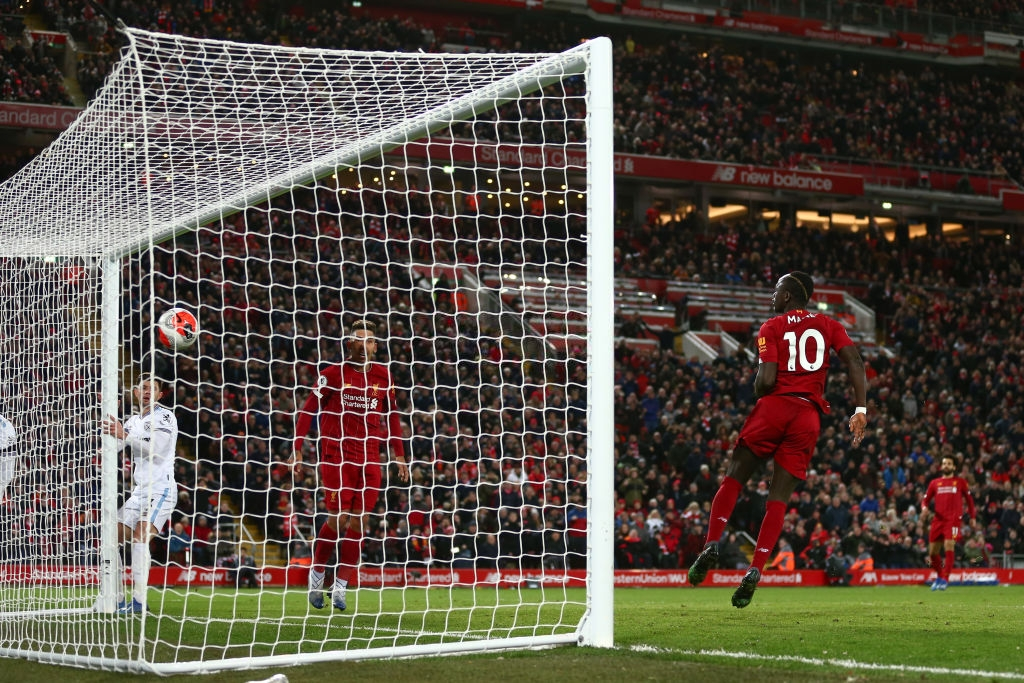Liverpool lập 2 kỷ lục nhưng cũng hết cơ hội san bằng một kỷ lục khác sau chiến thắng hú vía trước đối thủ trong nhóm xuống hạng - Ảnh 9. Liverpool lập 2 kỷ lục nhưng cũng hết cơ hội san bằng một kỷ lục khác sau chiến thắng hú vía trước đối thủ trong nhóm xuống hạng - Ảnh 9.
