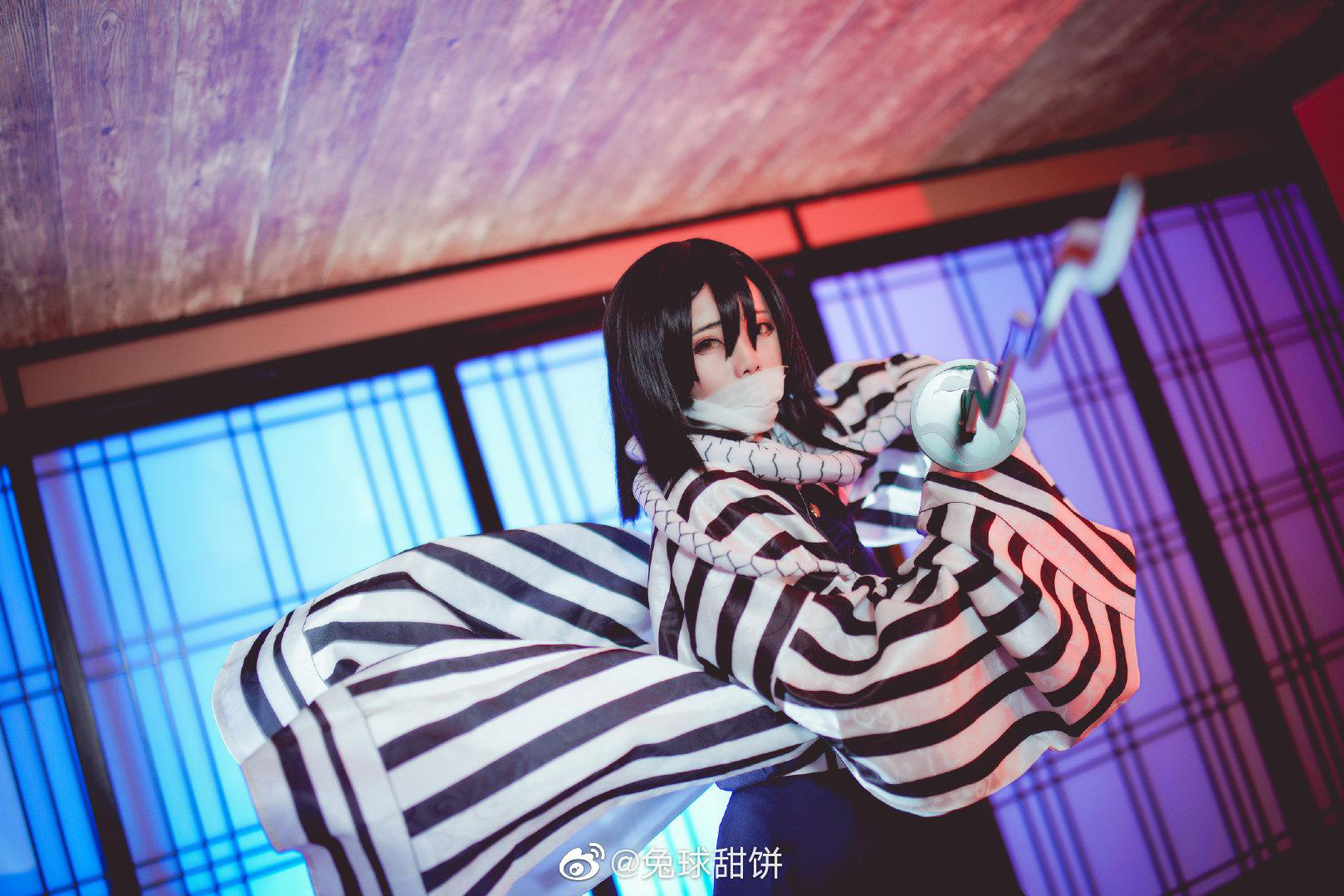 Kimetsu no Yaiba: Nhìn loạt ảnh cosplay Xà Trụ và Luyến Trụ mà tưởng họ yêu nhau đến nơi rồi - Ảnh 6.