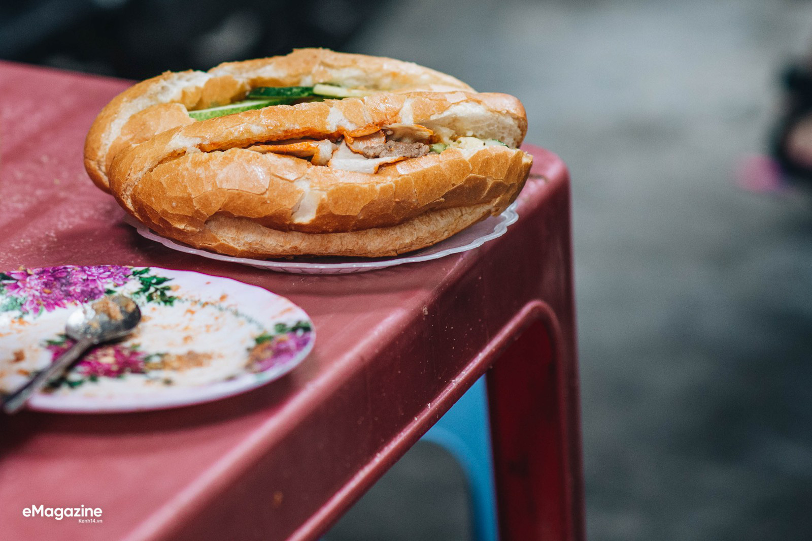 Bánh mì Việt Nam bất ngờ phủ sóng khắp nơi, dân tình thi nhau minh oan cho món street-food lừng danh thế giới - Ảnh 2.