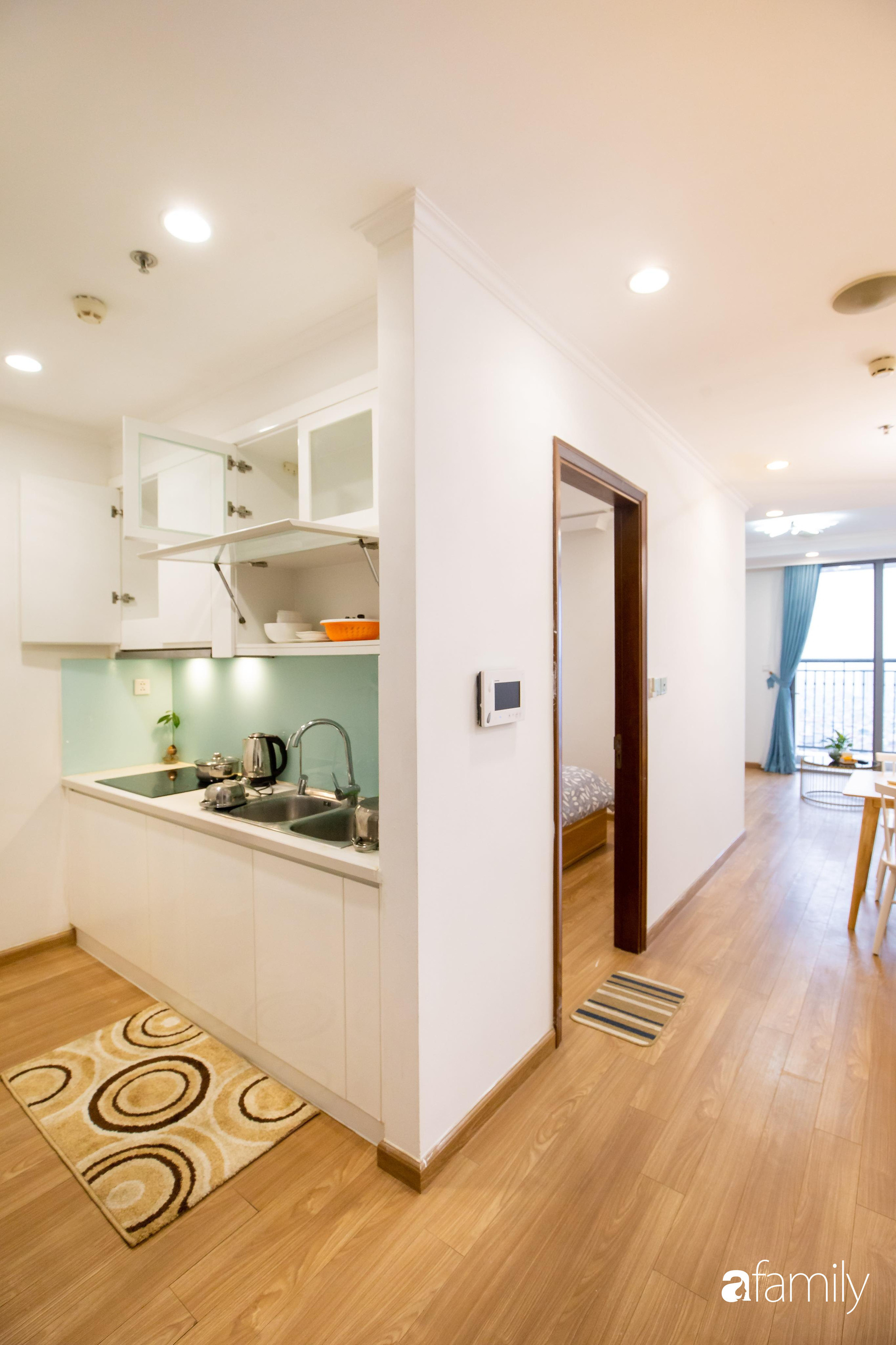 Căn hộ 56m2 rộng thoáng bất ngờ nhờ cách bài trí thông minh của chủ nhà ở Hà Nội - Ảnh 8. Căn hộ 56m2 rộng thoáng bất ngờ nhờ cách bài trí thông minh của chủ nhà ở Hà Nội - Ảnh 8.