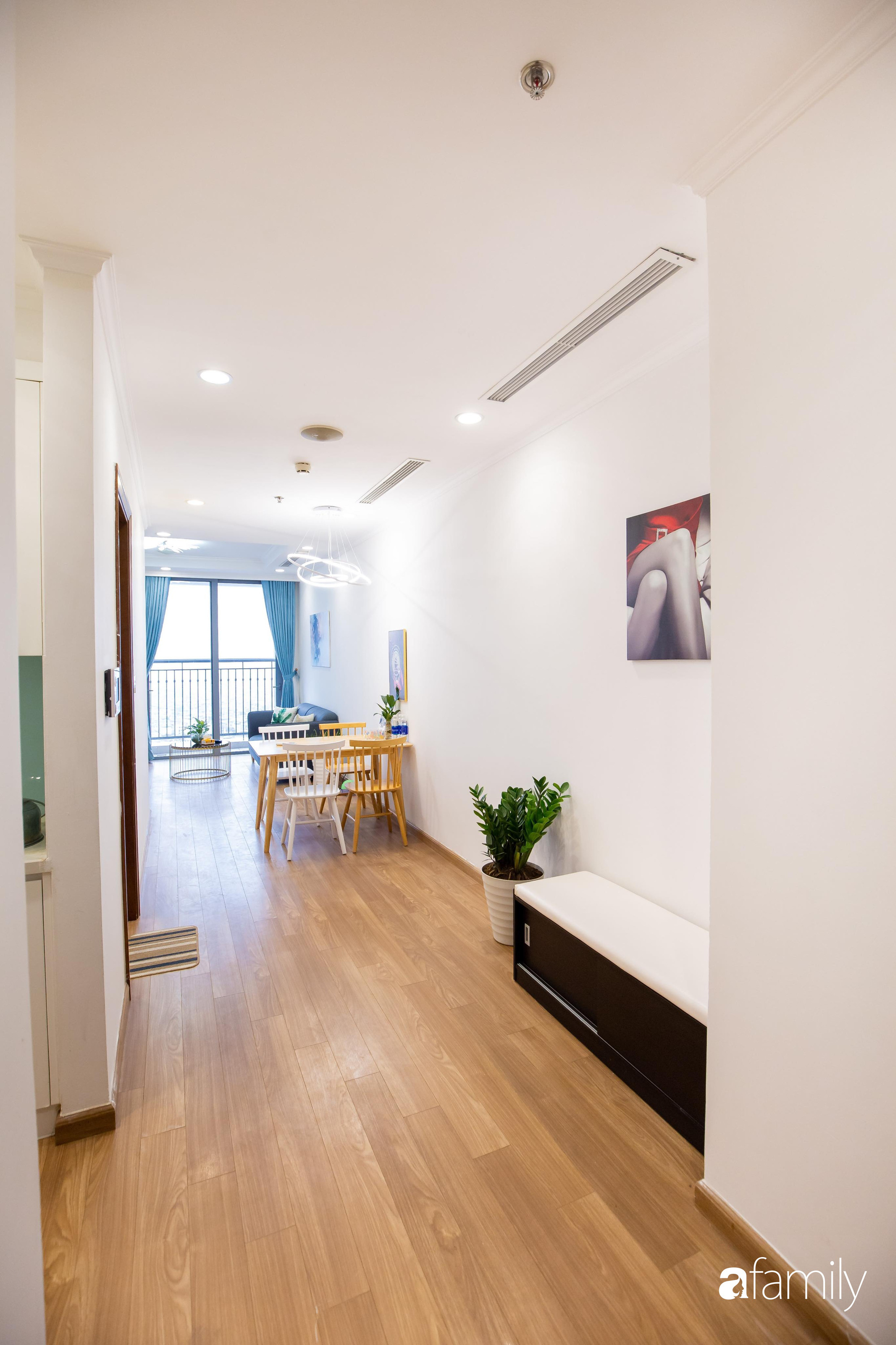 Căn hộ 56m2 rộng thoáng bất ngờ nhờ cách bài trí thông minh của chủ nhà ở Hà Nội - Ảnh 3. Căn hộ 56m2 rộng thoáng bất ngờ nhờ cách bài trí thông minh của chủ nhà ở Hà Nội - Ảnh 3.