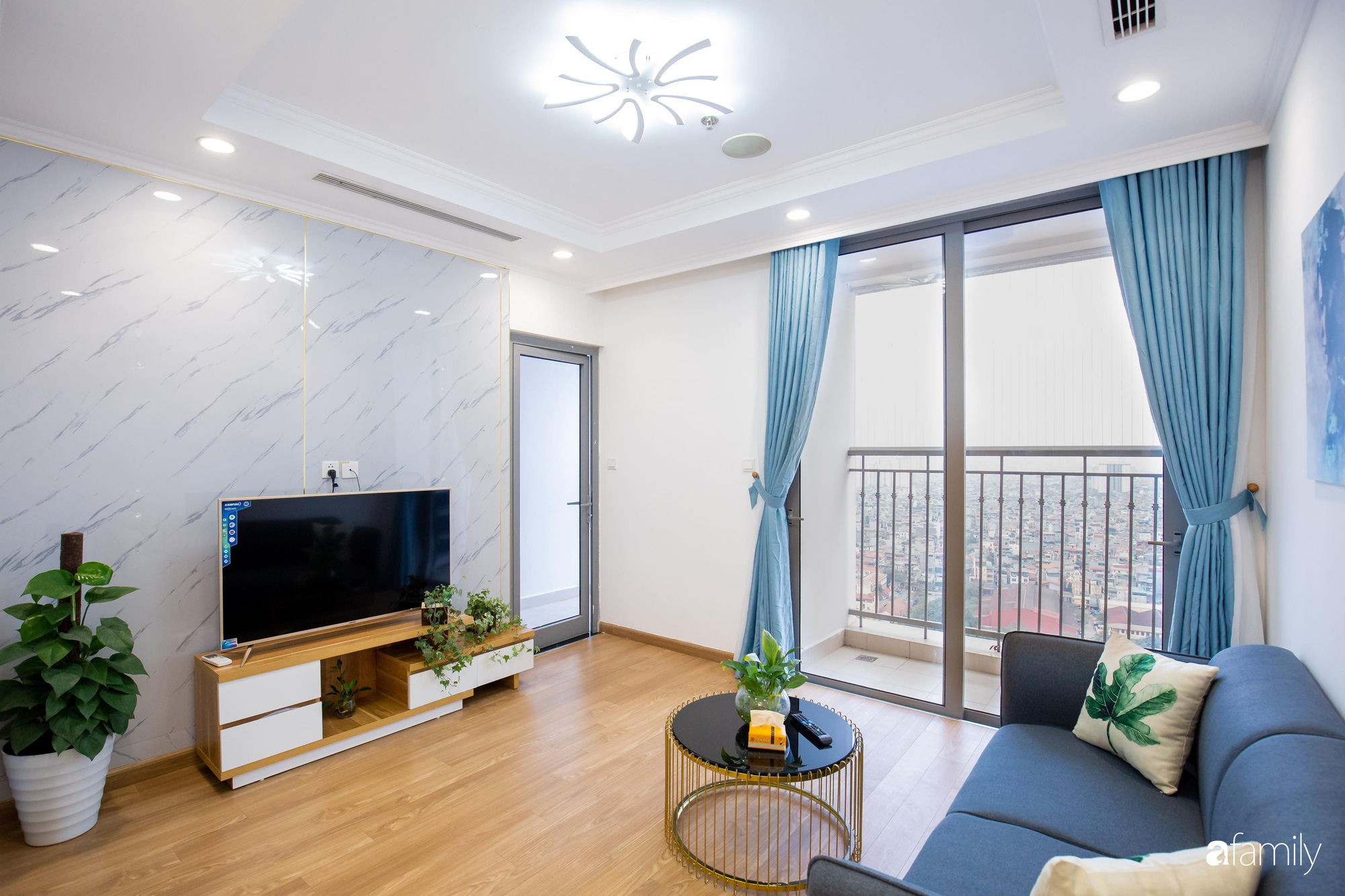 Căn hộ 56m2 rộng thoáng bất ngờ nhờ cách bài trí thông minh của chủ nhà ở Hà Nội - Ảnh 5. Căn hộ 56m2 rộng thoáng bất ngờ nhờ cách bài trí thông minh của chủ nhà ở Hà Nội - Ảnh 5.