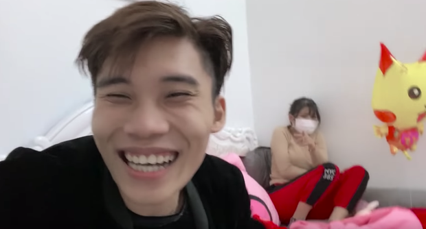 Lại thêm một Youtuber 2 triệu subs dàn dựng bị sốt và ho khan công phu để câu view từ dịch do virus Corona, dân tình kêu gọi tẩy chay - Ảnh 3.