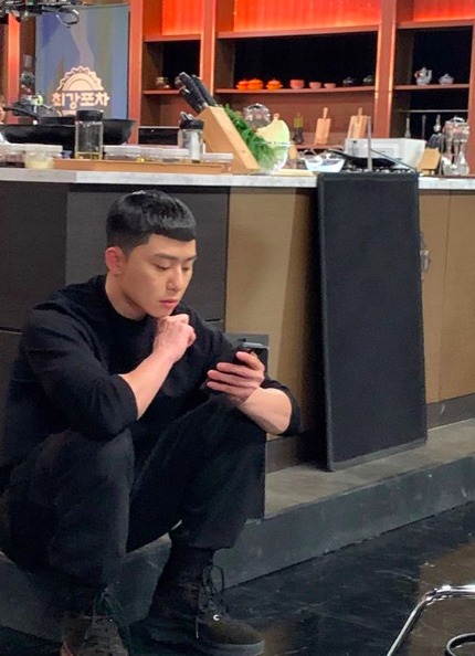 Có tâm như “ông chủ” Park Seo Joon: Sẵn lòng quảng cáo miễn phí cho nhà hàng của mẹ quản lý, gây chú ý với dòng caption cực “thảo mai” - Ảnh 4. Có tâm như “ông chủ” Park Seo Joon: Sẵn lòng quảng cáo miễn phí cho nhà hàng của mẹ quản lý, gây chú ý với dòng caption cực “thảo mai” - Ảnh 4.