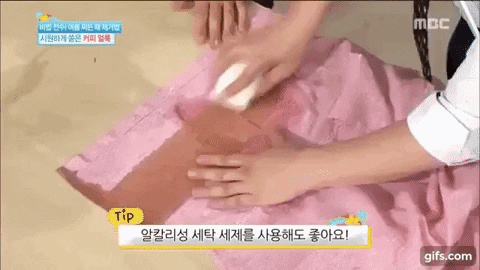 Tẩy vết cà phê dính ra áo nhanh tức thì với nguyên liệu rẻ tiền nhà nào cũng có - Ảnh 3. Tẩy vết cà phê dính ra áo nhanh tức thì với nguyên liệu rẻ tiền nhà nào cũng có - Ảnh 3.