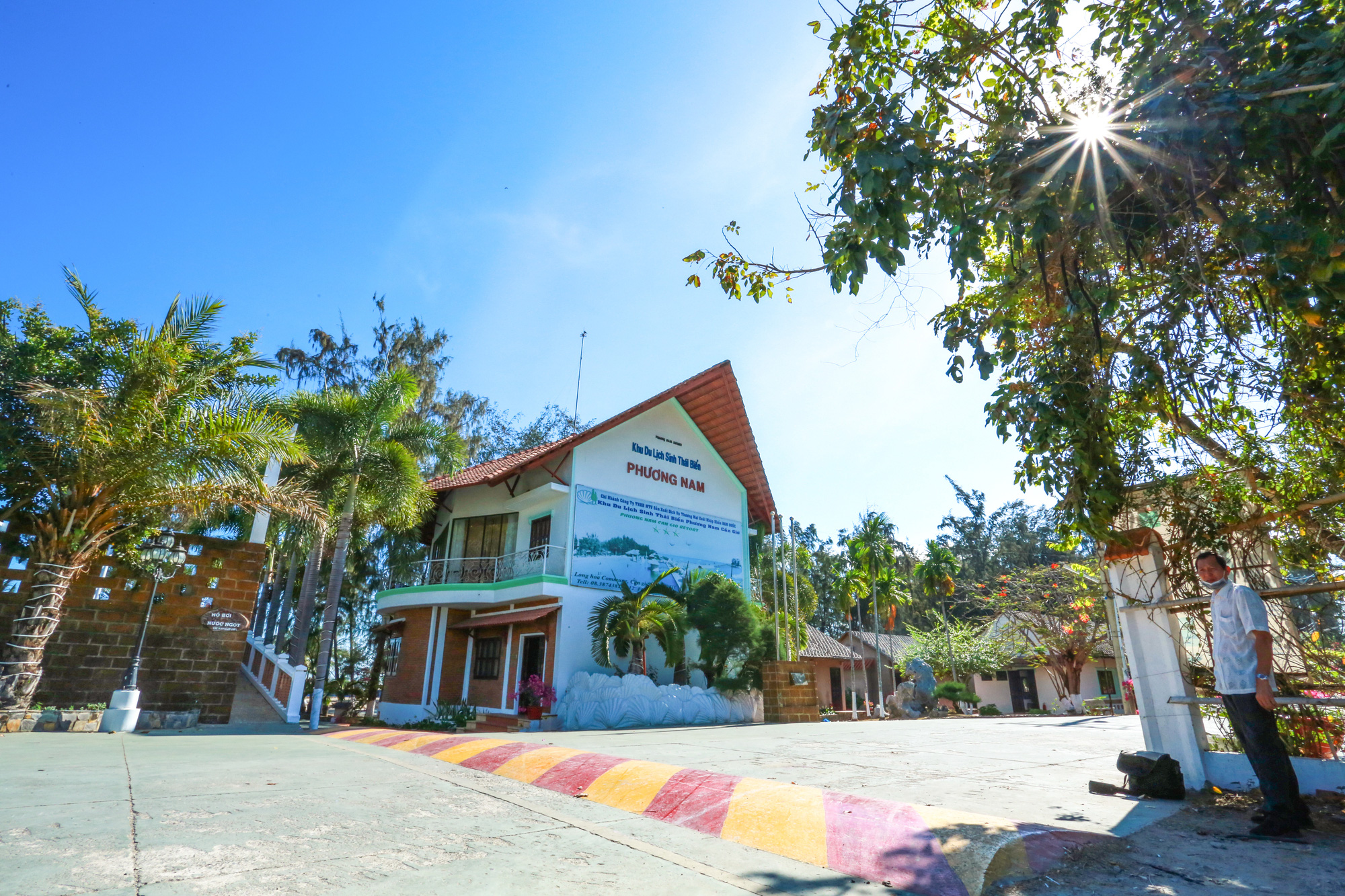 Resort sát biển ở TP.HCM thành khu cách ly, người đến đây được chăm sóc sức khoẻ, miễn phí ăn ở - Ảnh 7.